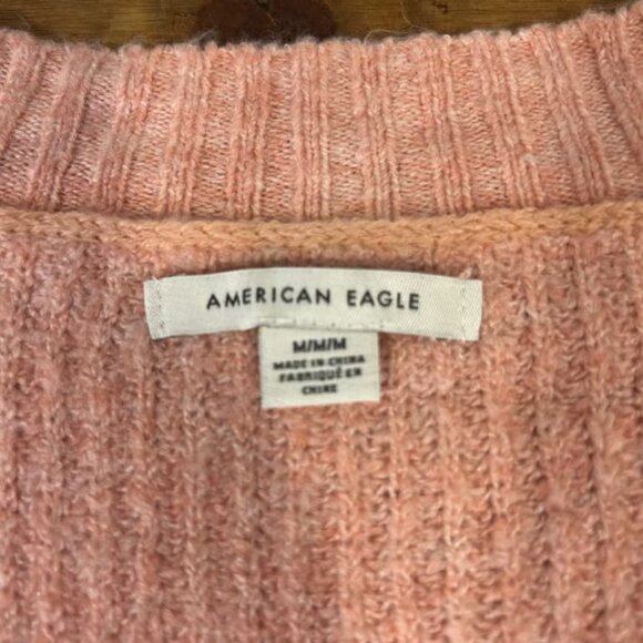 AMERICAN EAGLE Sz M Pink Thick V Neck Ribbed Soft Comfy Warm Long Sleeve - Picture 6 of 7